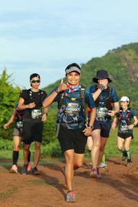 BIB: 0997, 0425, 0328
                            <button type="button" onclick="openModal(5110923)" class="btn btn-primary btn-sm float-right btn-popup" data-toggle="modal" data-target=".modal-high-quality">
                        <i class="fas fa-shopping-cart"></i> Add to Cart
                    </button>
                                            <button type="button" onclick="isThisMe(5110923, true)" class="btn btn-success btn-sm float-right btn-popup btn-isme hidden" data-toggle="tooltip" data-placement="bottom" title="นี่คือรูปของคุณใช่ไหม คลิกที่นี่เพื่อเอาเข้าอัลบั้ม">
                        <i class="fas fa-plus"></i> Add to album
                    </button>
                    <button type="button" onclick="isThisMe(5110923, false)" class="btn btn-warning btn-sm float-right btn-popup btn-isnotme hidden">
                        <i class="fas fa-ban"></i> Remove from album
                    </button>